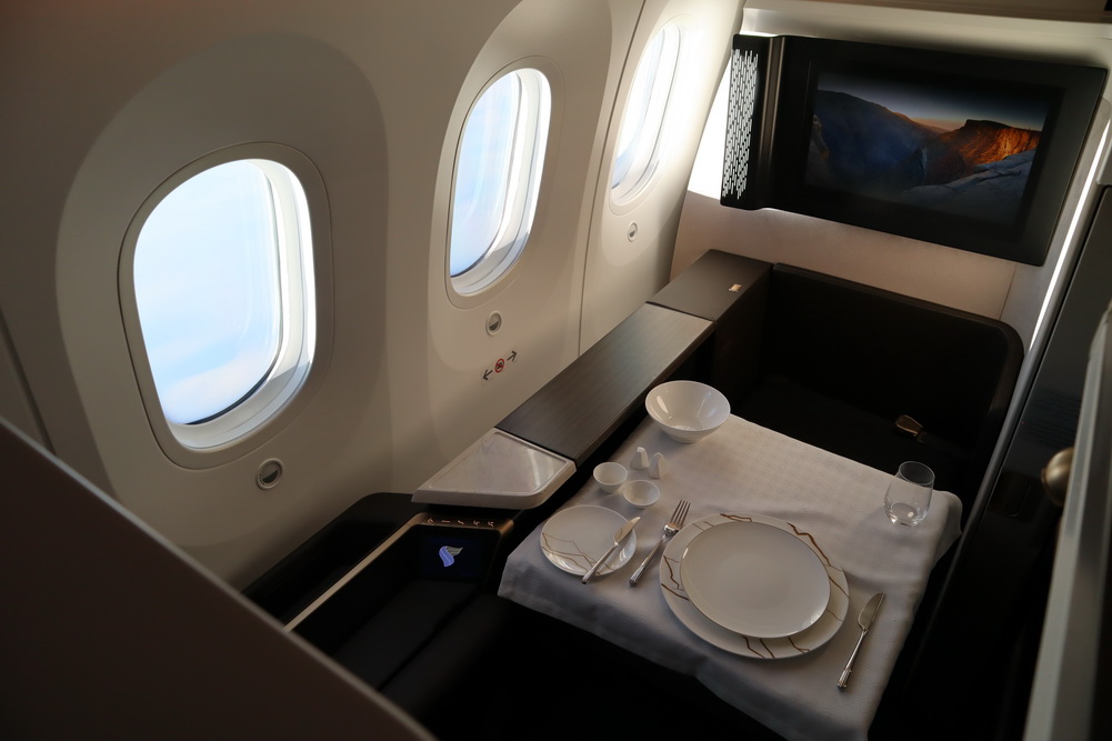 Oman Air New B787-9 First Class Dining