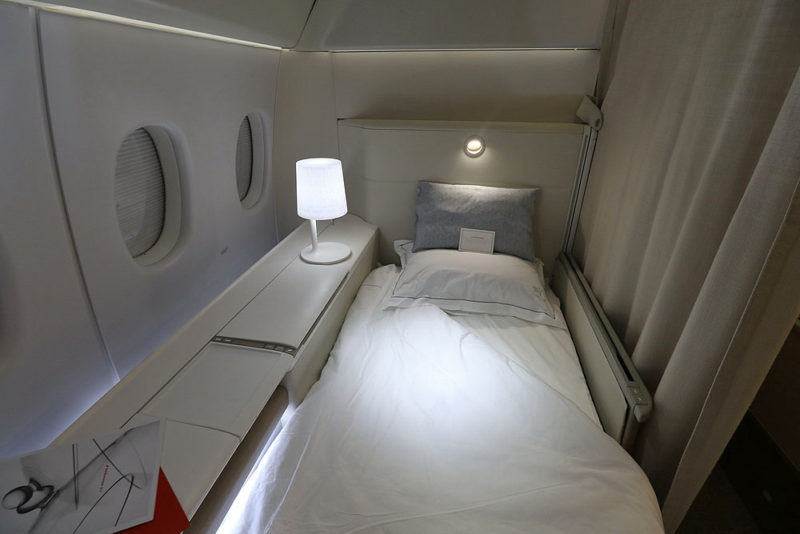 Air France La Premiere First Class bedding