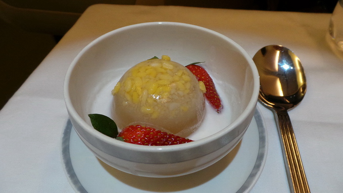 Singapore Airlines Business Class Dinner Chinese dessert